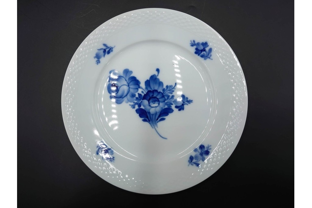 デンマーク製　ROYAL COPENHAGEN(ロイヤルコペンハーゲン)　ブルーフラワー プレイン　直径約19cm　プレート6枚セット　スクラッチありB級品　(R-084991)
