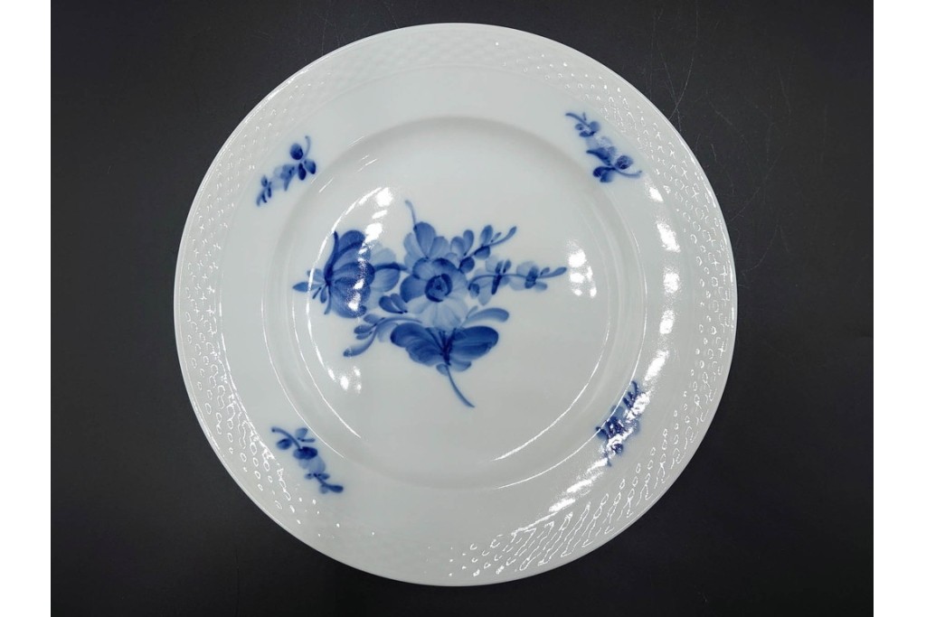 デンマーク製　ROYAL COPENHAGEN(ロイヤルコペンハーゲン)　ブルーフラワー プレイン　直径約19cm　プレート6枚セット　スクラッチありB級品　(R-084991)