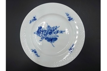 デンマーク製　ROYAL COPENHAGEN(ロイヤルコペンハーゲン)　ブルーフラワー プレイン　直径約19cm　プレート6枚セット　スクラッチありB級品　(R-084991)