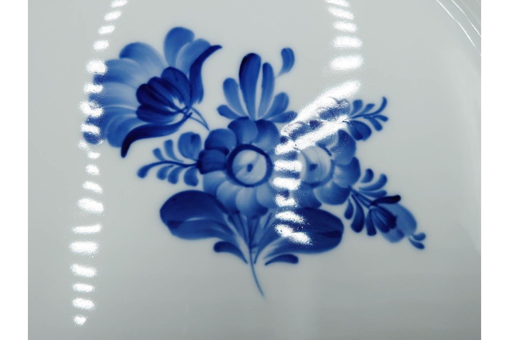 デンマーク製　ROYAL COPENHAGEN(ロイヤルコペンハーゲン)　ブルーフラワー プレイン　直径約28cm　プレート3枚セット　スクラッチありB級品　(R-084992)