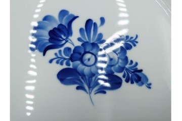 デンマーク製　ROYAL COPENHAGEN(ロイヤルコペンハーゲン)　ブルーフラワー プレイン　直径約28cm　プレート3枚セット　スクラッチありB級品　(R-084992)