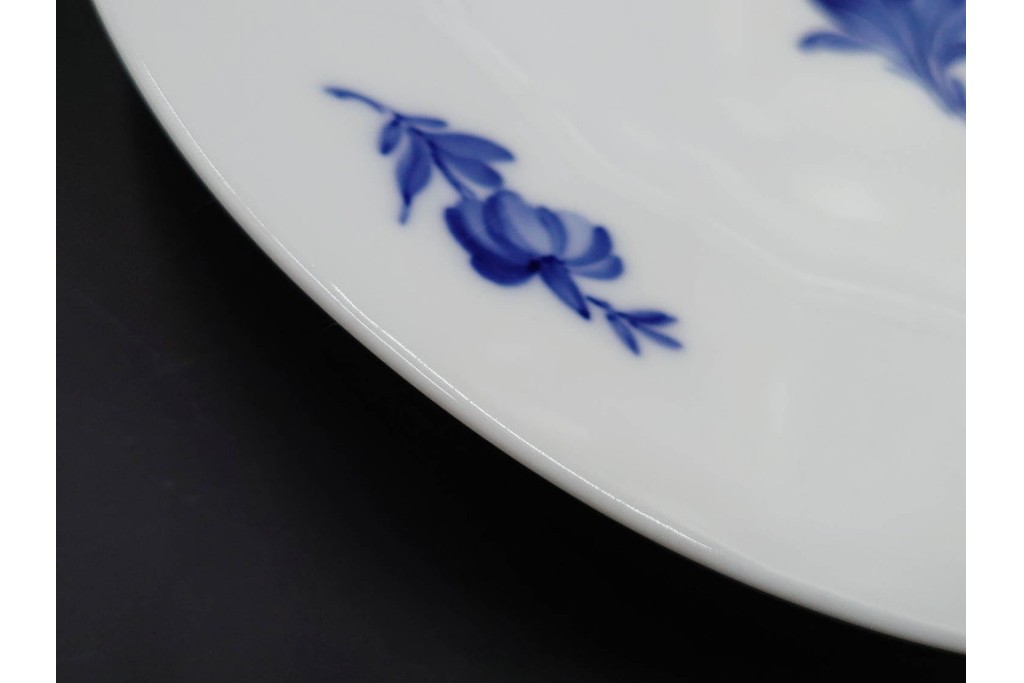 デンマーク製　ROYAL COPENHAGEN(ロイヤルコペンハーゲン)　ブルーフラワー アンギュラー　直径約26cm　プレート3枚セット　スクラッチありB級品　(R-084993)