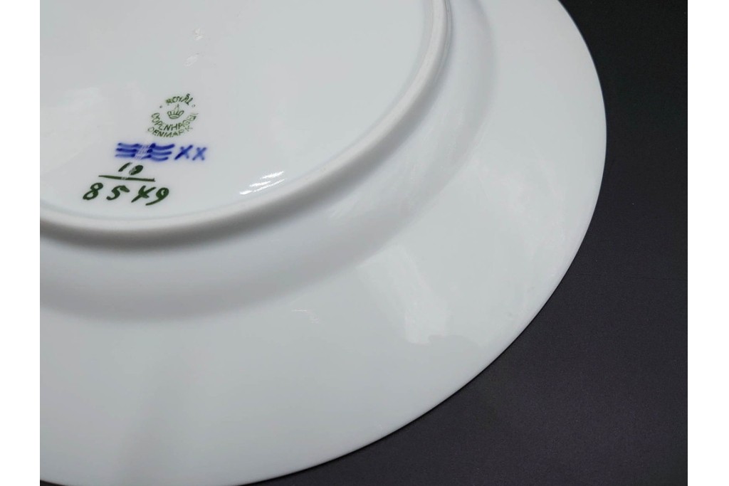 デンマーク製　ROYAL COPENHAGEN(ロイヤルコペンハーゲン)　ブルーフラワー アンギュラー　直径約26cm　プレート3枚セット　スクラッチありB級品　(R-084993)