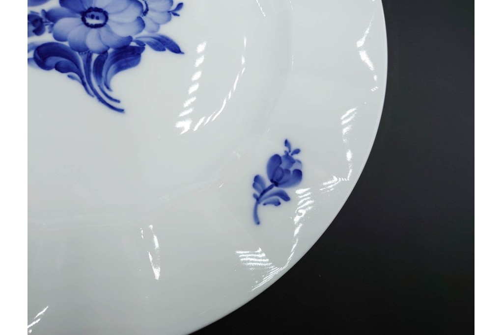 デンマーク製　ROYAL COPENHAGEN(ロイヤルコペンハーゲン)　ブルーフラワー アンギュラー　直径約26cm　プレート3枚セット　スクラッチありB級品　(R-084993)