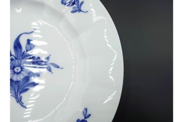 デンマーク製　ROYAL COPENHAGEN(ロイヤルコペンハーゲン)　ブルーフラワー アンギュラー　直径約26cm　プレート3枚セット　スクラッチありB級品　(R-084993)