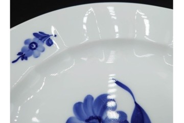 デンマーク製　ROYAL COPENHAGEN(ロイヤルコペンハーゲン)　ブルーフラワー アンギュラー　直径約26cm　プレート3枚セット　スクラッチありB級品　(R-084993)