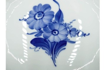 デンマーク製　ROYAL COPENHAGEN(ロイヤルコペンハーゲン)　ブルーフラワー アンギュラー　直径約26cm　プレート3枚セット　スクラッチありB級品　(R-084993)