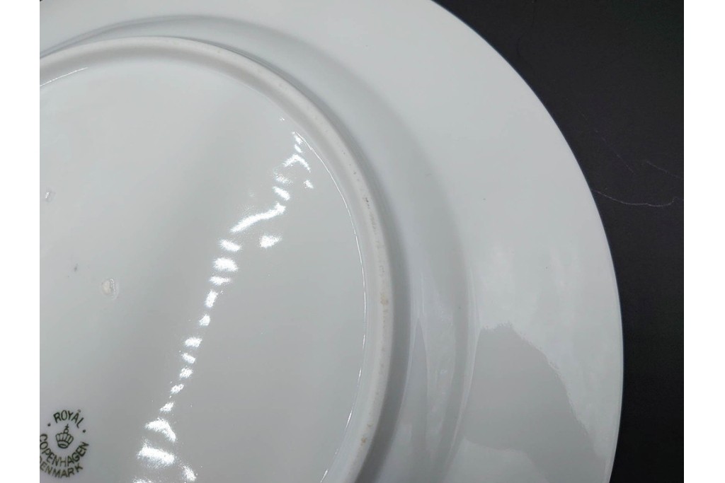 デンマーク製　ROYAL COPENHAGEN(ロイヤルコペンハーゲン)　ブルーフラワー アンギュラー　直径約26cm　プレート3枚セット　スクラッチありB級品　(R-084994)