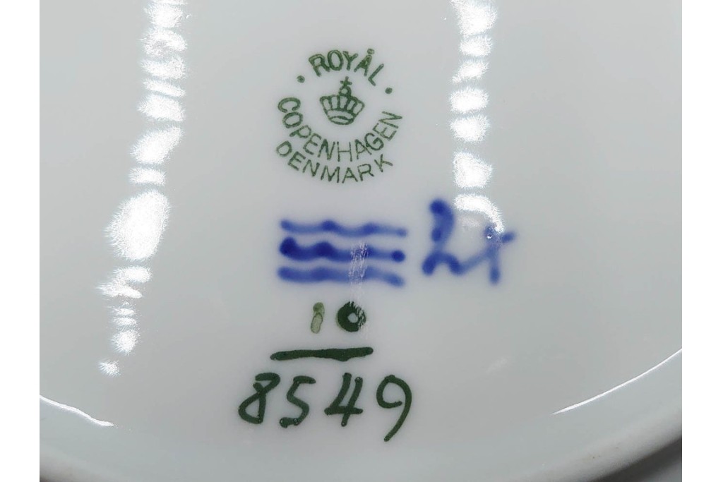 デンマーク製　ROYAL COPENHAGEN(ロイヤルコペンハーゲン)　ブルーフラワー アンギュラー　直径約26cm　プレート3枚セット　スクラッチありB級品　(R-084994)