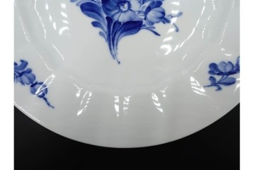 デンマーク製　ROYAL COPENHAGEN(ロイヤルコペンハーゲン)　ブルーフラワー アンギュラー　直径約26cm　プレート3枚セット　スクラッチありB級品　(R-084994)
