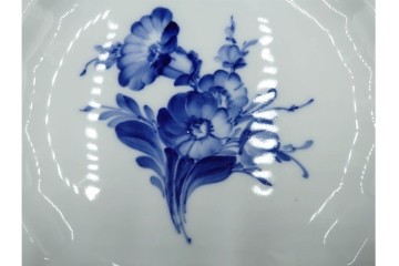 デンマーク製　ROYAL COPENHAGEN(ロイヤルコペンハーゲン)　ブルーフラワー アンギュラー　直径約26cm　プレート3枚セット　スクラッチありB級品　(R-084994)