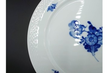 デンマーク製　ROYAL COPENHAGEN(ロイヤルコペンハーゲン)　ブルーフラワー プレイン　直径約28cm　プレート3枚セット　スクラッチありB級品　(R-084995)