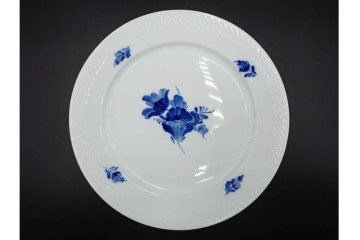 デンマーク製　ROYAL COPENHAGEN(ロイヤルコペンハーゲン)　ブルーフラワー プレイン　直径約28cm　プレート3枚セット　スクラッチありB級品　(R-084995)