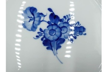 デンマーク製　ROYAL COPENHAGEN(ロイヤルコペンハーゲン)　ブルーフラワー プレイン　直径約28cm　プレート3枚セット　スクラッチありB級品　(R-084995)