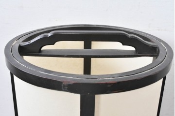 和製アンティーク　円筒形の覆いがやわらかな灯りを生む行灯　(R-084998)