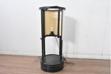 和製アンティーク　円筒形の覆いがやわらかな灯りを生む行灯　(R-084998)