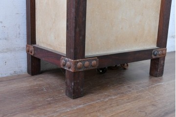 和製ヴィンテージ　民芸城山　鉄鋲がアクセントの行燈　(R-084999)