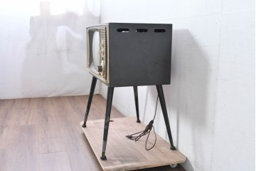 ジャンク品　和製ヴィンテージ　日立(HITACHI)　FY-830　14型　レトロな佇まいが魅力のブラウン管テレビ(白黒テレビ)　(R-085000)