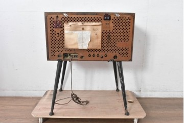 ジャンク品　和製ヴィンテージ　日立(HITACHI)　FY-830　14型　レトロな佇まいが魅力のブラウン管テレビ(白黒テレビ)　(R-085000)