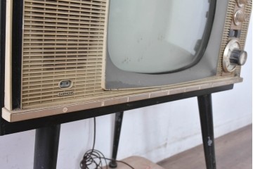 ジャンク品　和製ヴィンテージ　日立(HITACHI)　FY-830　14型　レトロな佇まいが魅力のブラウン管テレビ(白黒テレビ)　(R-085000)