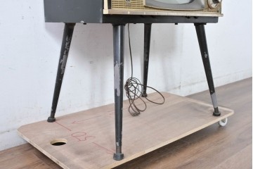 ジャンク品　和製ヴィンテージ　日立(HITACHI)　FY-830　14型　レトロな佇まいが魅力のブラウン管テレビ(白黒テレビ)　(R-085000)