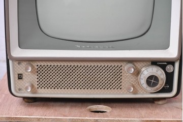 ジャンク品　和製ヴィンテージ　ナショナル製(national)　T14-R7A　昭和レトロ　ブラウン管テレビ　(R-085003)