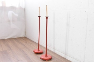 和製アンティーク　明治期　空間のアクセントになる朱塗りの燭台2台セット　(R-085005)