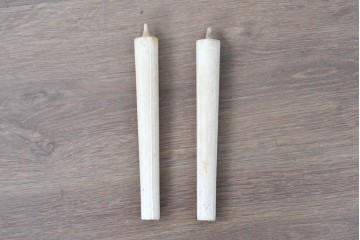 和製アンティーク　明治期　空間のアクセントになる朱塗りの燭台2台セット　(R-085005)