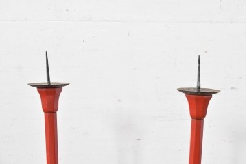 和製アンティーク　明治期　空間のアクセントになる朱塗りの燭台2台セット　(R-085005)