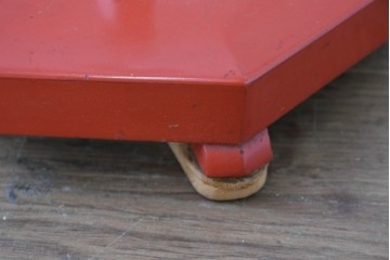 和製アンティーク　明治期　空間のアクセントになる朱塗りの燭台2台セット　(R-085005)