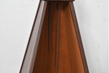 ジャンク品　部品取り品　分銅なし　干支文字盤と重厚な造形が美しい大名時計　(R-085008)