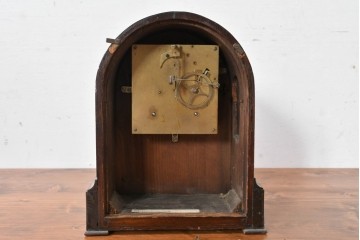 イギリスアンティーク　オーク材　気品あるアーチトップの端正な置き時計　(R-085010)