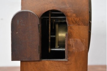 イギリスアンティーク　オーク材　気品あるアーチトップの端正な置き時計　(R-085010)