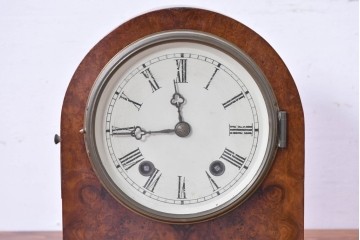 イギリスアンティーク　オーク材　気品あるアーチトップの端正な置き時計　(R-085010)