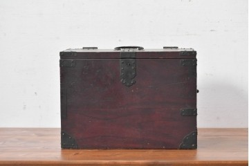 和製アンティーク　漆塗り　古き良き日本の職人技を感じさせる総桐硯箱　(R-085012)