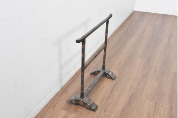 【簡易リペア限定品】　和製アンティーク　江戸～明治期　蒔絵入り　蒔絵の意匠が美しい手拭掛け　(R-085015)