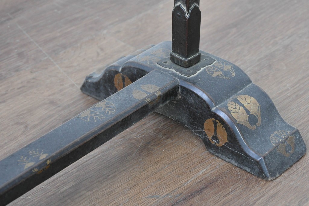 【簡易リペア限定品】　和製アンティーク　江戸～明治期　蒔絵入り　蒔絵の意匠が美しい手拭掛け　(R-085015)