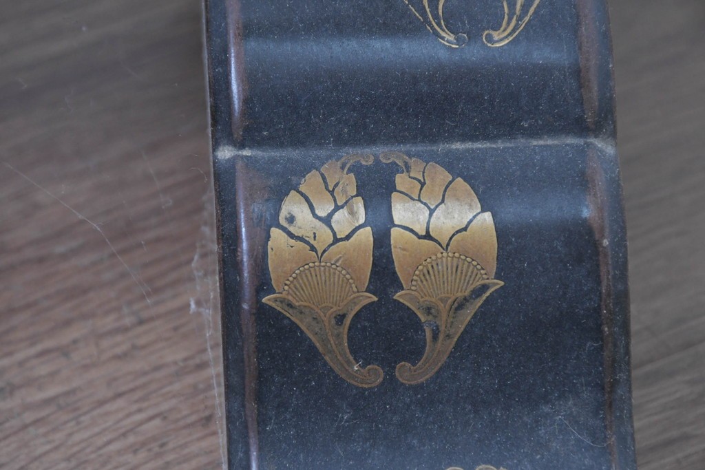 【簡易リペア限定品】　和製アンティーク　江戸～明治期　蒔絵入り　蒔絵の意匠が美しい手拭掛け　(R-085015)