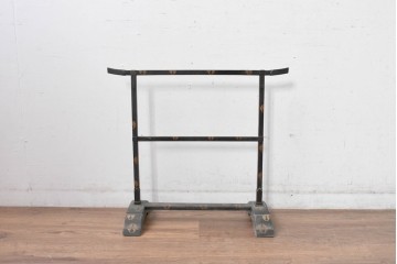 【簡易リペア限定品】　和製アンティーク　江戸～明治期　蒔絵入り　蒔絵の意匠が美しい手拭掛け　(R-085015)