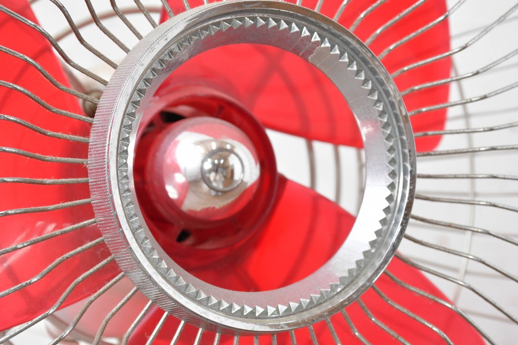 レトロ雑貨　日立製作所(HITACHI)　S-660　クラシックデザインのスタンド扇風機　外箱付き　(R-085021)