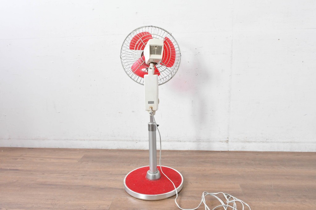 レトロ雑貨　日立製作所(HITACHI)　S-660　クラシックデザインのスタンド扇風機　外箱付き　(R-085021)