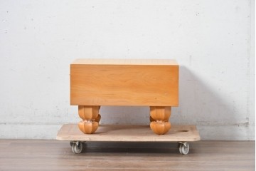 【簡易リペア限定品】 囲碁盤職人　粋山 加藤弘一　謹作　厚さ約18cm　丁寧な造りで風格漂う六寸脚付碁盤　 (R-085022)