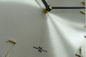 アメリカヴィンテージ　Howard Miller(ハワード ミラー)　Model No.590　マガジンラック付きウォールクロック　(R-085023)