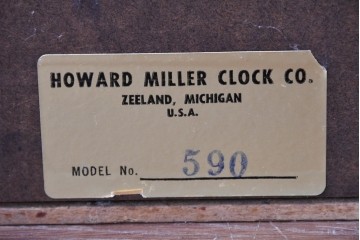 アメリカヴィンテージ　Howard Miller(ハワード ミラー)　Model No.590　マガジンラック付きウォールクロック　(R-085023)