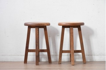 和製ビンテージ　古い木のぬくもりを感じるスツール2脚セット　(R-085027)