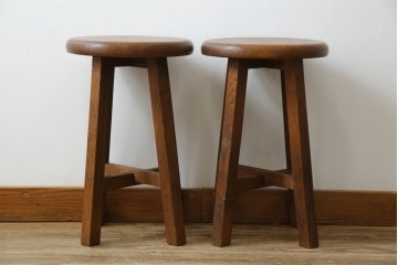 和製ヴィンテージ　古い木のぬくもりを感じるスツール2脚セット　(R-085027)