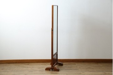 中古　美品　欅(ケヤキ)材の美しい木目が際立つスタンドミラー　定価約11万円相当　(R-085028)