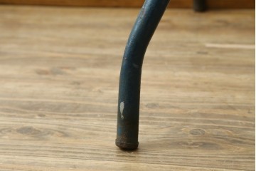 和製ヴィンテージ　経年の風合いが味わい深いレトロな折りたたみ脚立　(R-085031)