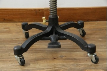 和製ヴィンテージ　三菱レイヨン　国産マネキン専門メーカー　キイヤ(KIIYA)製　アミーカ(Amieca)　9号　雰囲気のあるインテリアとしてもおすすめのキャスター付きトルソー　(R-085032)