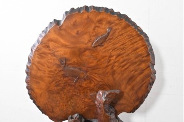 和製ヴィンテージ　上手物!!　作行きの良い逸品!!　栃の木一枚板・漆塗り　美しい鯉の彫刻の衝立　(R-085033)